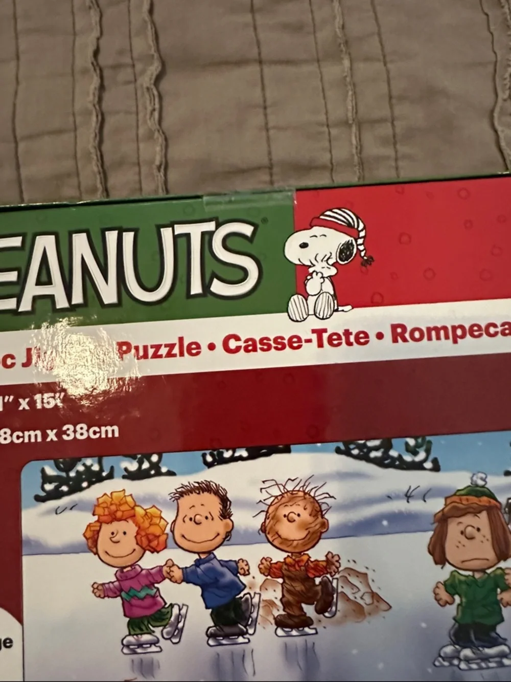 Peanuts Winter Skating Puzzle - NEW 100 pc
